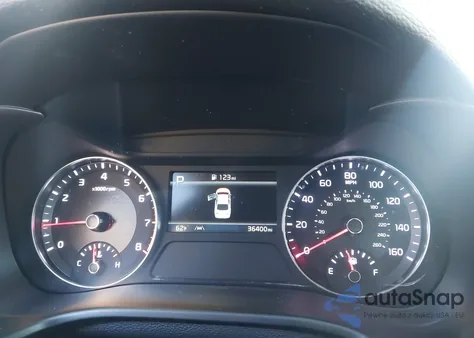 2022 Kia Forte Lxs z USA, uszkodzony, nr VIN 3KPF24AD9NE464903